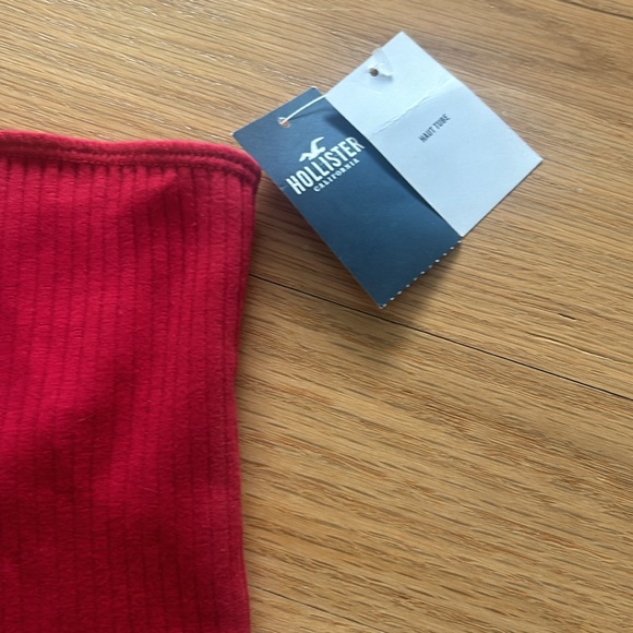 red hollister tube top - Picture 2 of 2